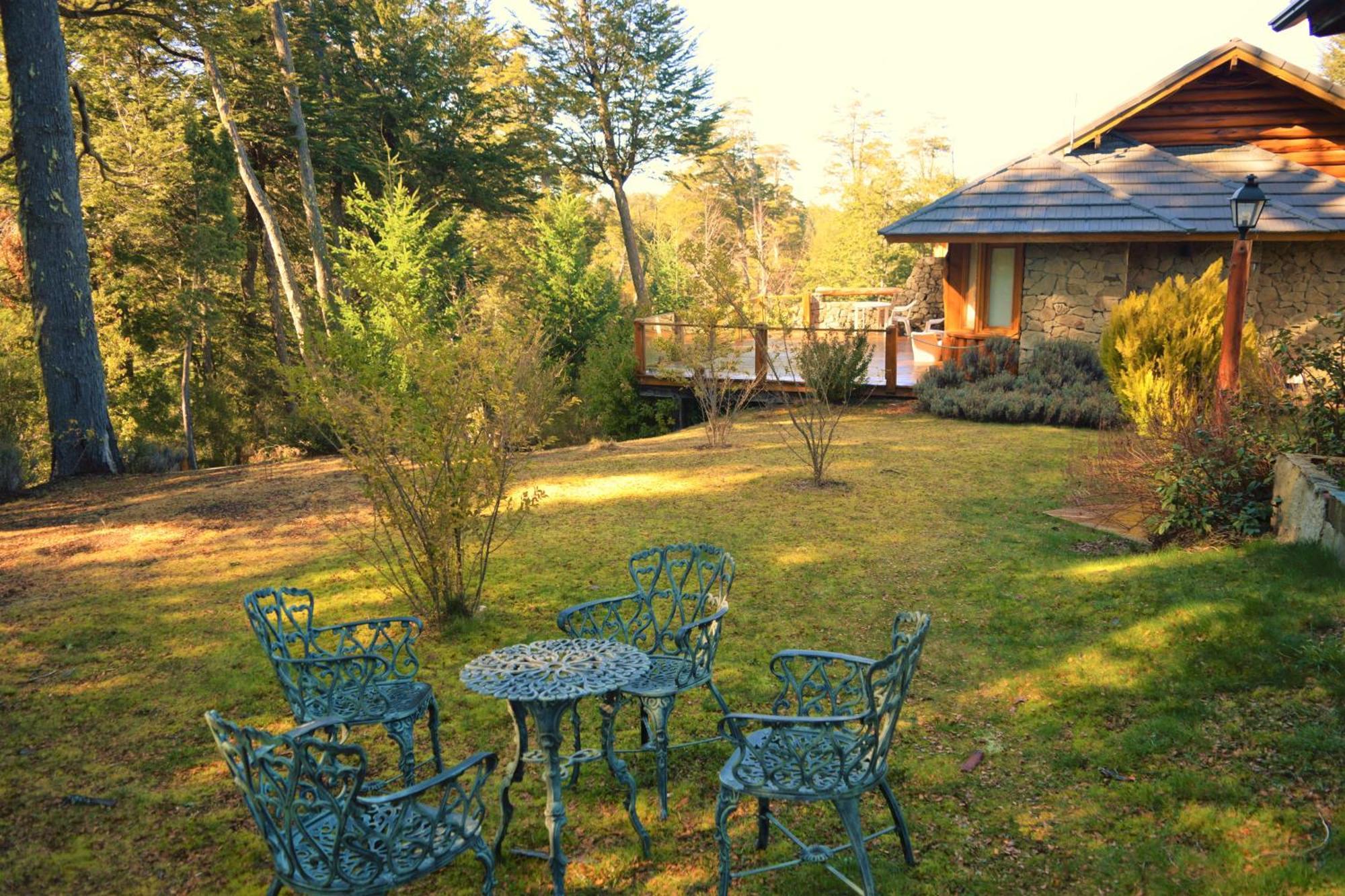 Hosteria Patagon Вилья-ла-Ангостура Экстерьер фото