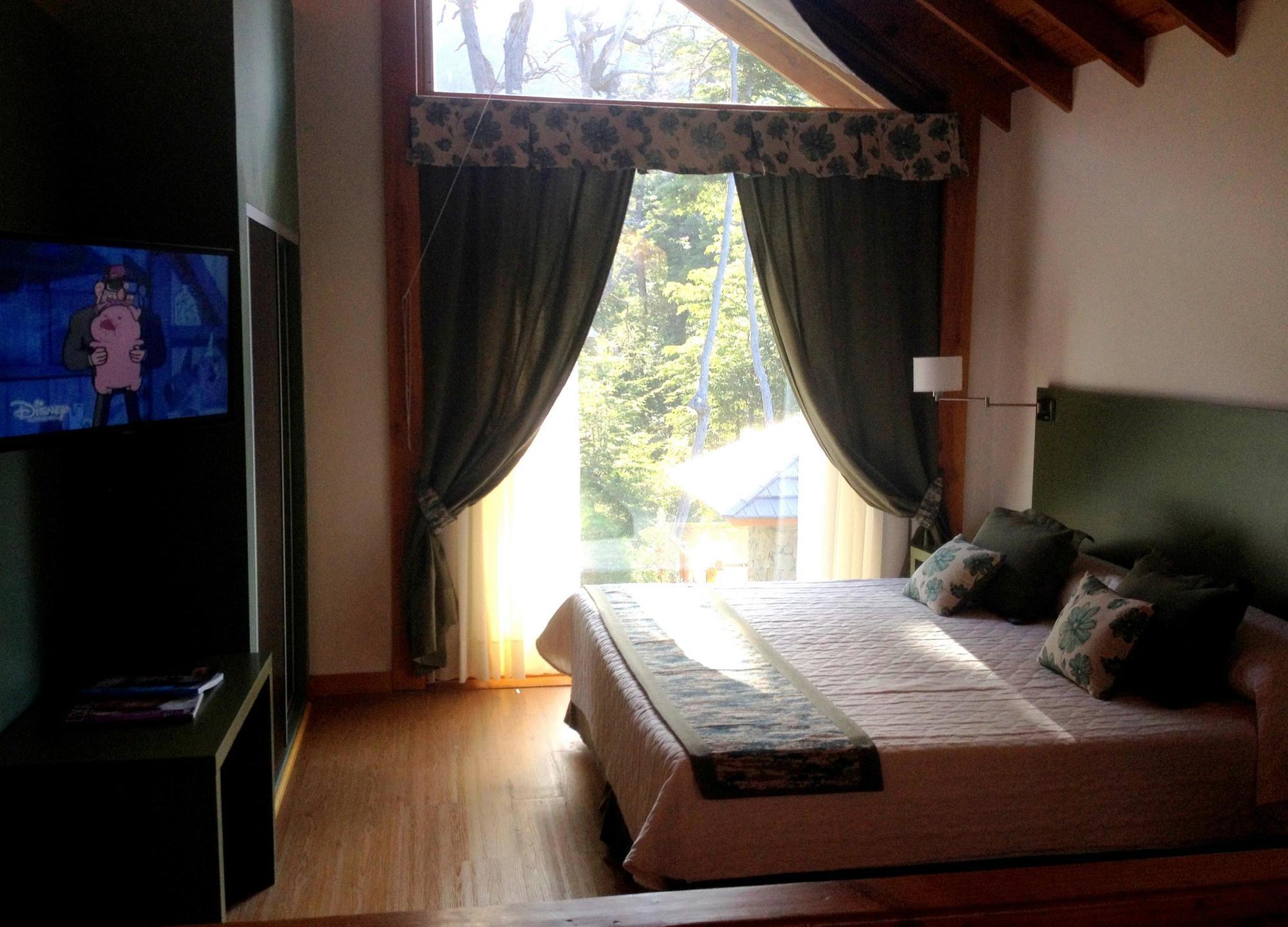 Hosteria Patagon Вилья-ла-Ангостура Экстерьер фото